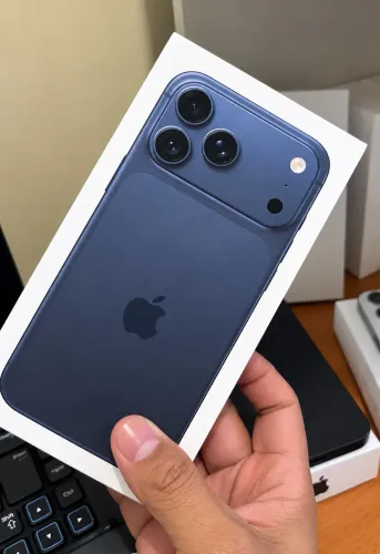 iPhone 17 pro max LACRADO
