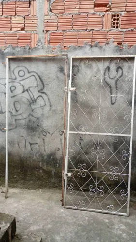 Grades de ferro pra porta e janelas 