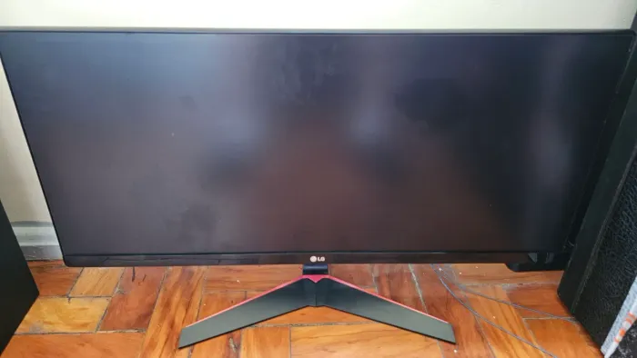 Monitor LG ultrawide