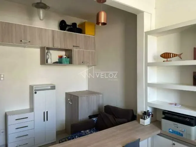 Kitnet/Conjugado - / Residencial / Botafogo