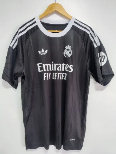 Camisa Real Madrid preta !