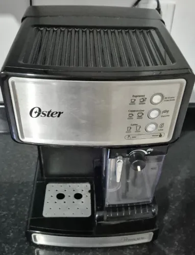 Cafeteira Oster Expresso 127V BVSTEM6602SS-017 - Para Retirada de Peças ou Conserto