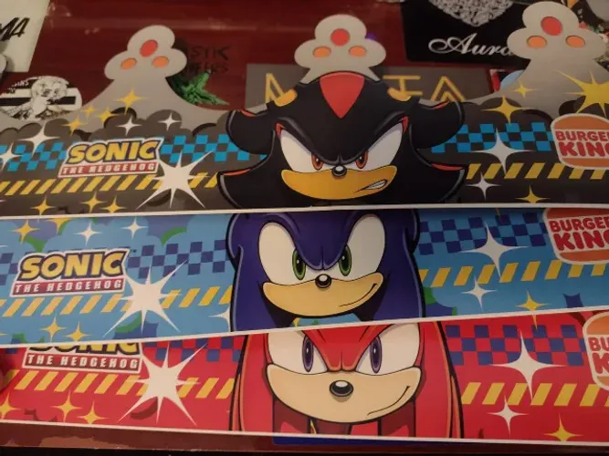 Coroa Burger King Sonic Knuckles Shadow Sega