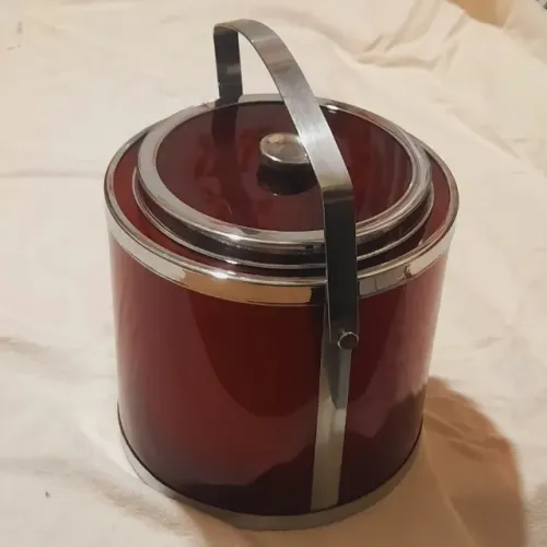 Balde Gelo Vintage Acrílico Vermelho Cromado Marca Novarte