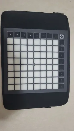 Controlador Midi Novation Launchpad X (compatível com Ableton Live)