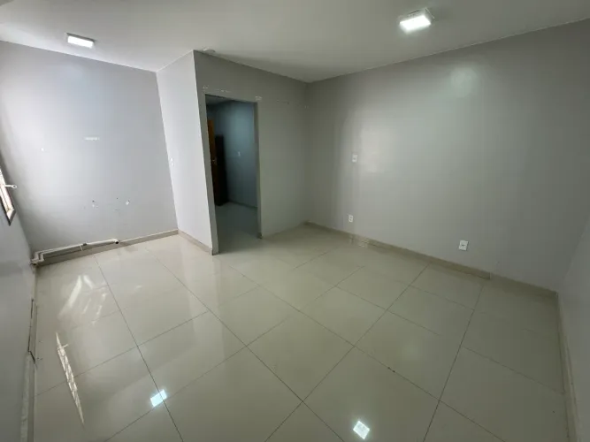Alugo sala centro Cidade Ocidental