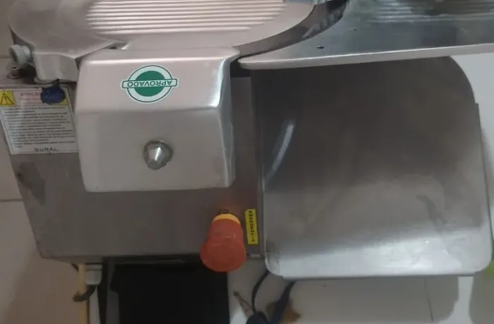 Cortador de Frios Automático