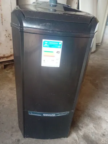 Vendo essa máquina de lava roupas é um tanque por 350 reais avista semenova é de.loja