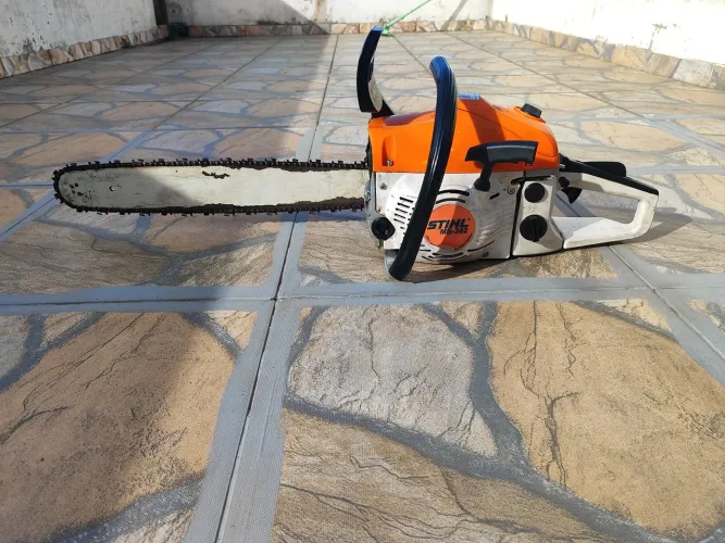 Motosserra Stihl ms-382 pouco usada estado de nova!!
