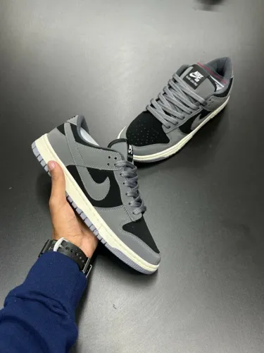 Tênis nike dunk low 