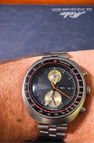 Seiko 6138-0011 Cronograph UFO