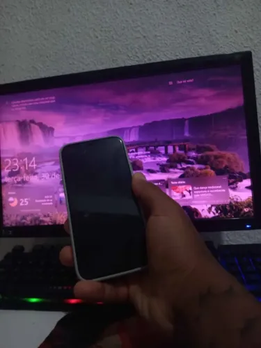 Iphone 12 64g