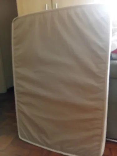 Colchão para berço/ chiqueiro 