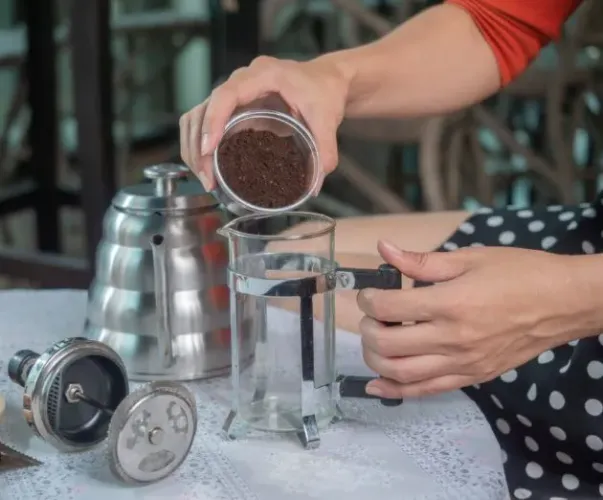 Cafeteira Prensa Francesa de vidro com inox