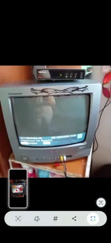 Tv tubo com aparelho digital