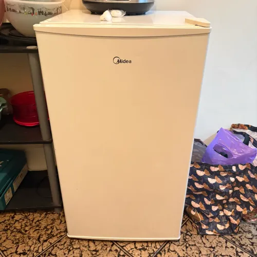 Frigobar Midea 93 LT