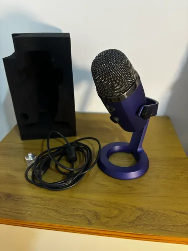 Microfone condensador yet nano podcast