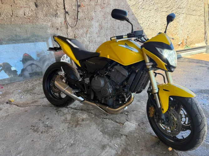 Vendo Hornet zera 2014