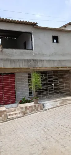 Casa Duplex / Usada para Venda em Limoeiro, José Fernandes Salsa, 2 dormitórios, 1 suíte, 
