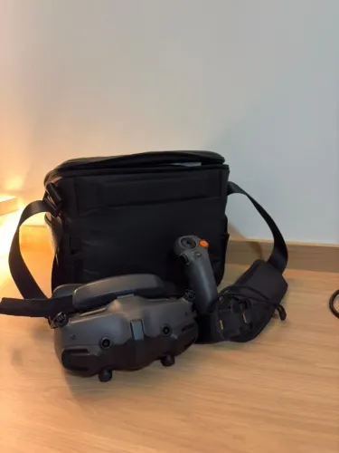 DJI GOGGLES 3 + DJI MOTION 3