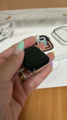Apple Watch Series 10 rose gold