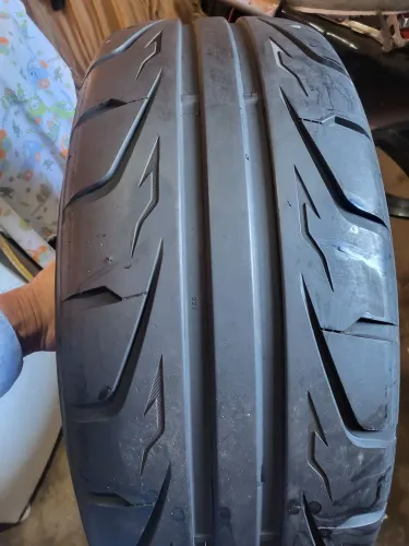 Par pneus 265/60/18 