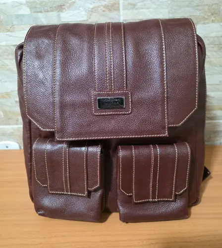 Mochila de couro Anandra