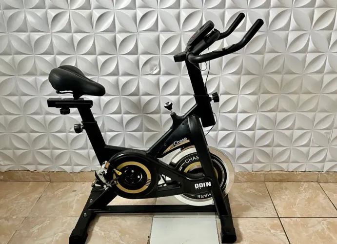 Bicicleta Ergométrica Spinning Odin Fit Chase - Excelente estado