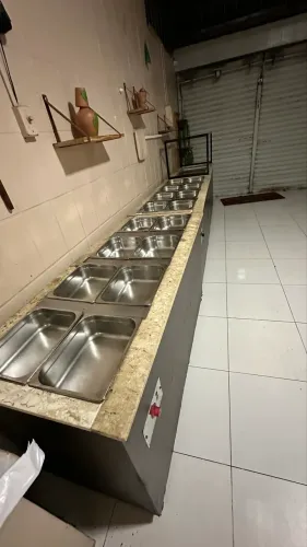 Buffet térmico 16 Cubas funcionando perfeitamente
