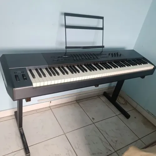 Teclado M-audio Oxigen 88 teclas pesadas