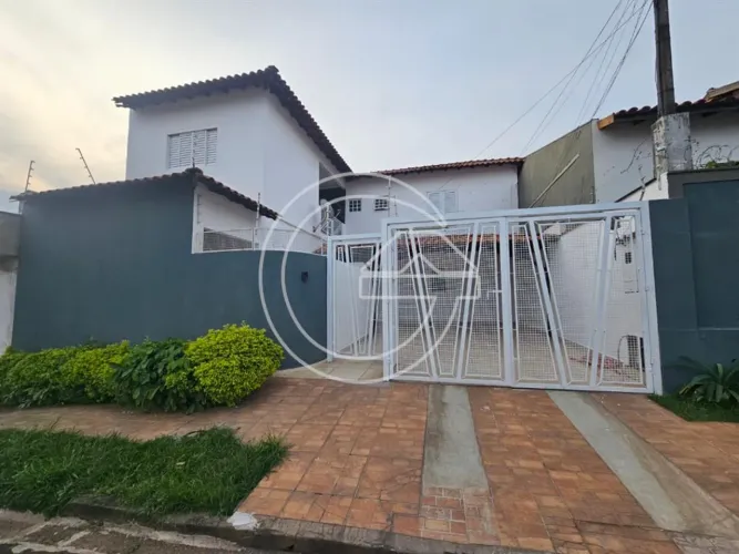 ALUGA-SE Residência NO MARAJÁ - MARÍLIA/SP