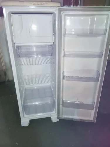 Geladeira Electrolux 