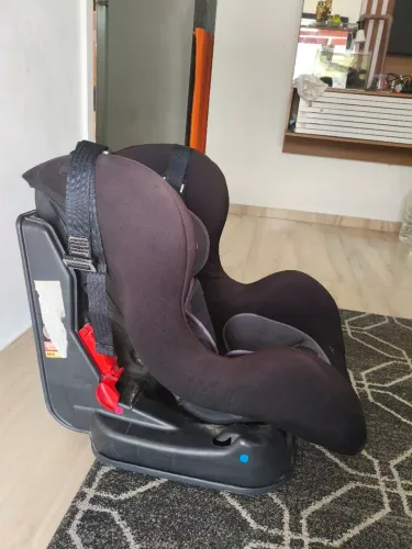 Cadeirinha de carro infantil