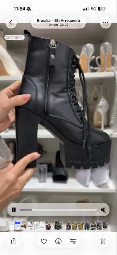 Bota Maria Gueixa usada apenas uma vez nova sem marca de uso