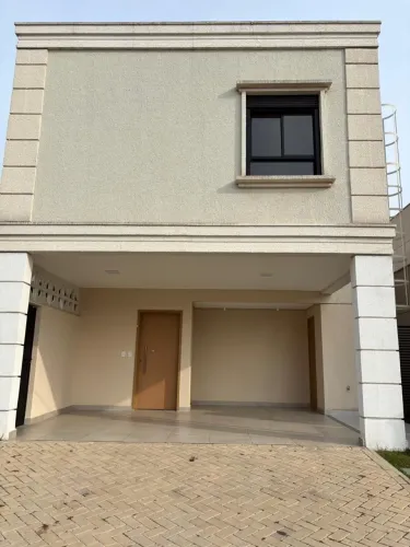 Casa para locação em condomínio
