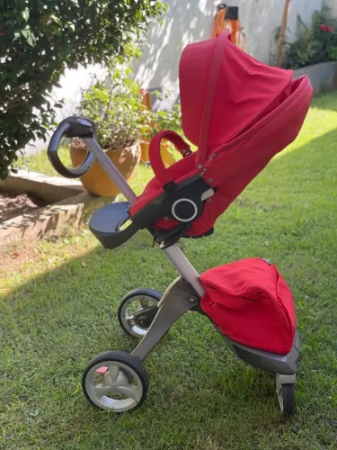 Carrinho de bebê STOKKE Xplory Vermelho