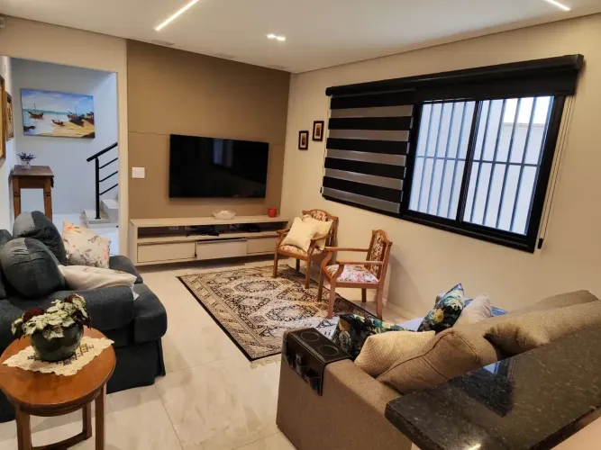 Casa Nova à Venda na Vila Santa Rosália