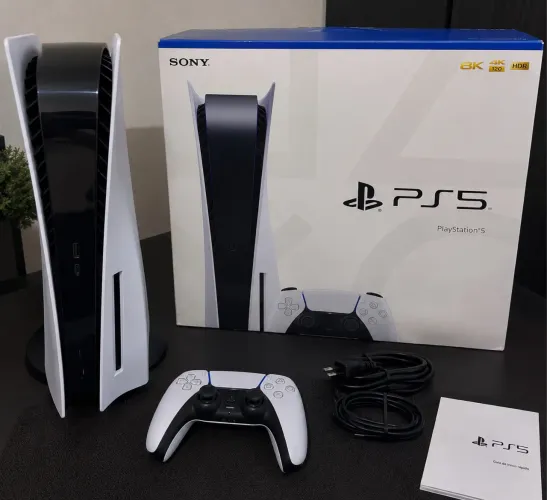 PS5 com 1 Controle + Caixa | Excelente Estado | R$ 3.600