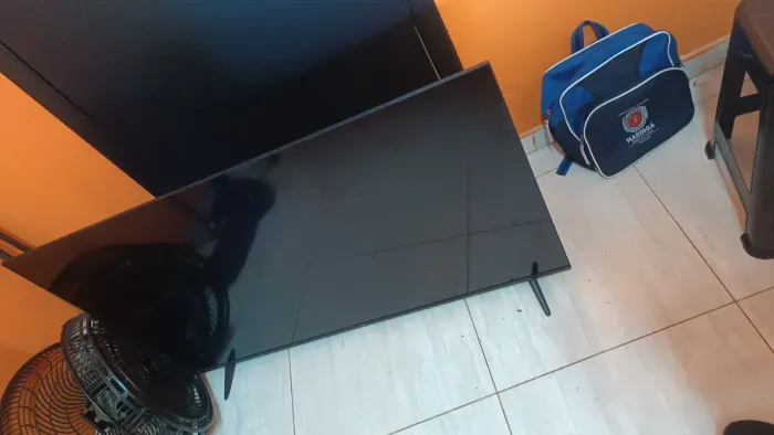 Tv Semp 50 polegada defeito