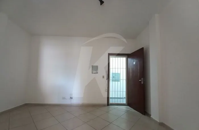 Sala comercial, 40 m², 01 banheiro, bairro Santana, Zona Norte