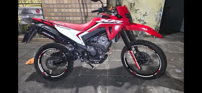 Honda XR tornado 300l