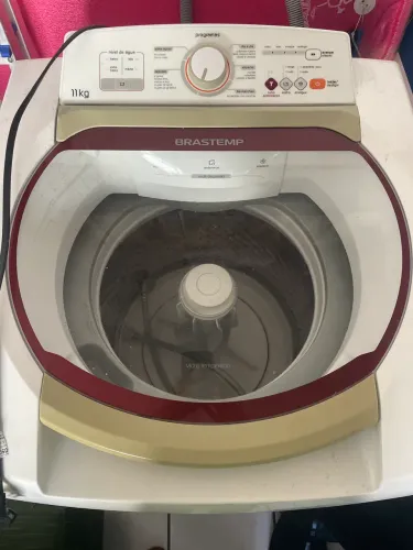 Maquina de lavar roupa