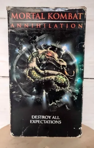VHS Clássico Mortal Kombat 2: Aniquilação (Filme Anos 90) raro- Colecionador