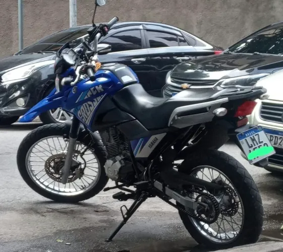 Moto crosser z