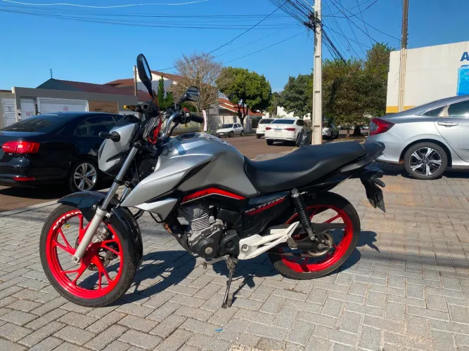 Vendo ou troco por carro