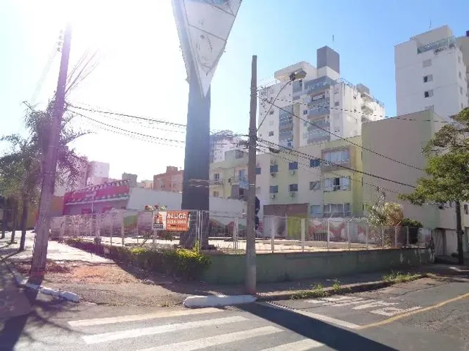 Area comercial na Av Rondon Pacheco
