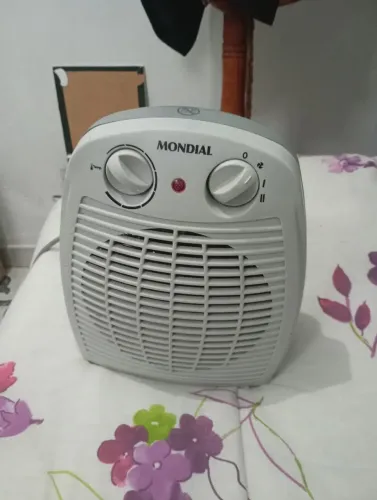 Aquecedor novinho valor 90reais marca mondiall.