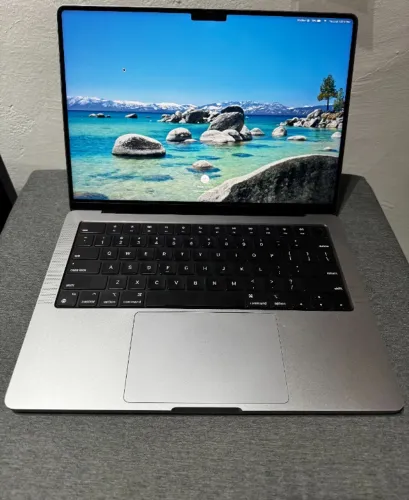 Macbook Pro M1 Pro 16gb RAM 512gb SSD