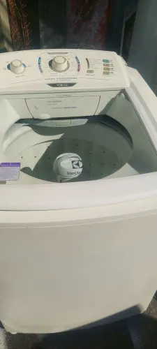 Vendo máquina de lavar eletrolux 13kg