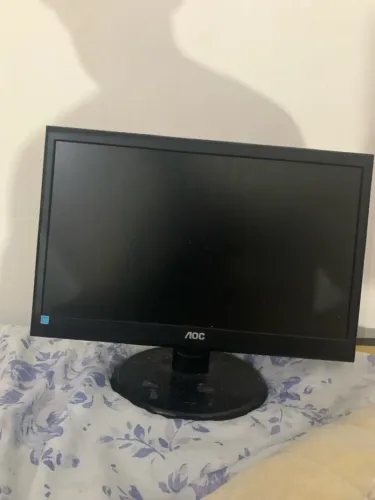 MONITOR AOC NO PRECINHO